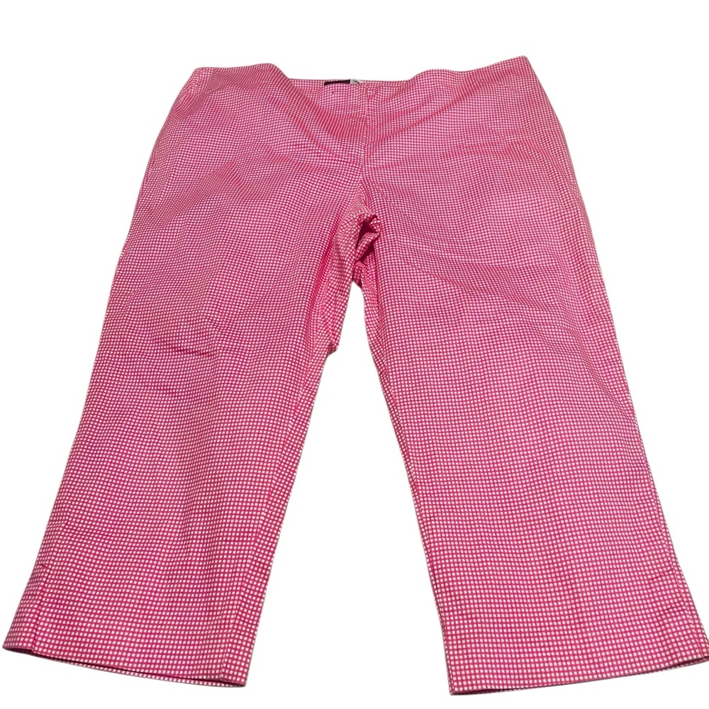 💚💚Saks Fifth Avenue Sport Capris